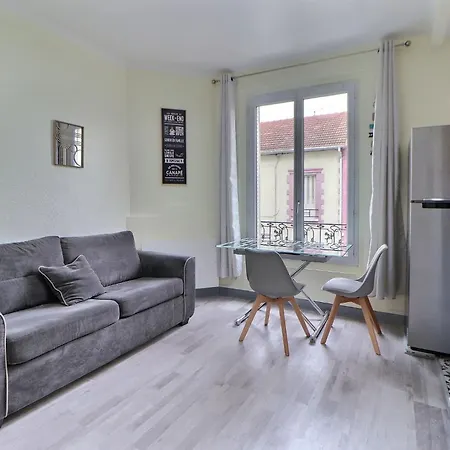 Logement Au Pied De La Gare Aulnay-sous-Bois Exterior photo