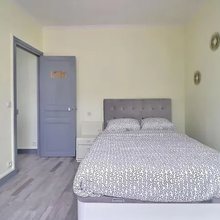 Logement Au Pied De La Gare Aulnay-sous-Bois Exterior photo