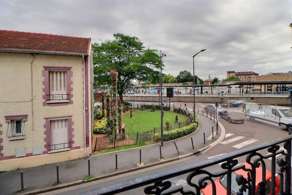 Apartment Au Pied De La Gare Aulnay-sous-Bois